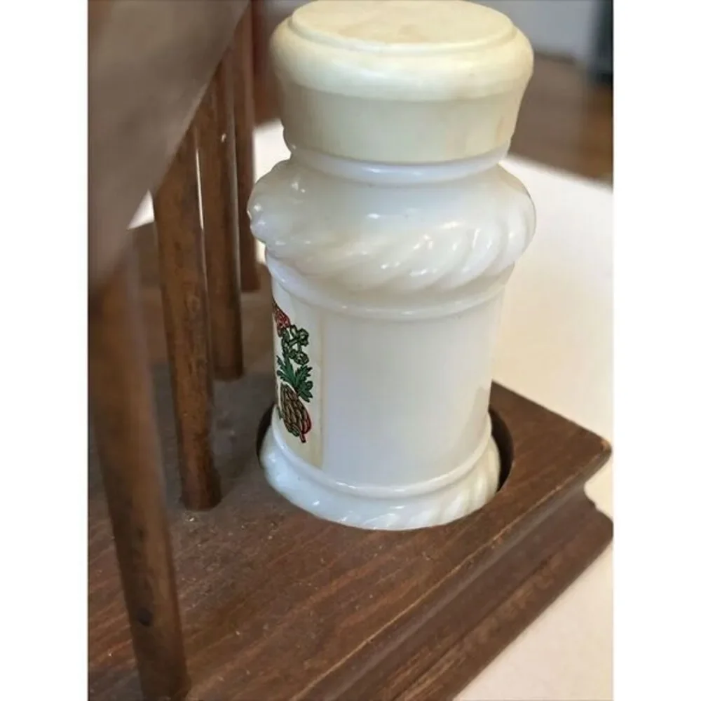 MCM Wood Napkin‎ Holder Milk Glass Salt and Pepper  Set Vintage Early American